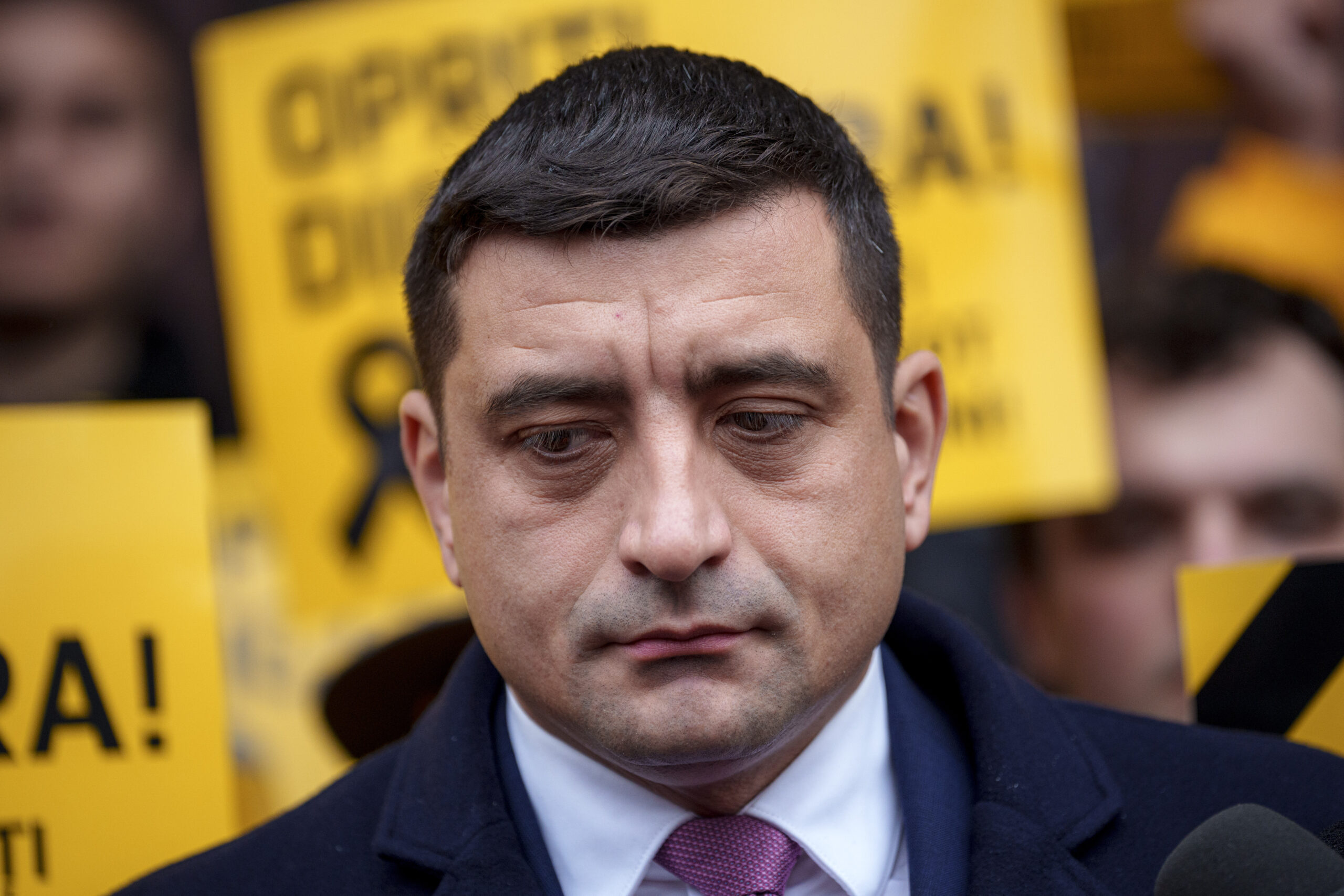 George Simion, la Severin: În țară este jale, în țară este prăpăd. Țara nu mai există!