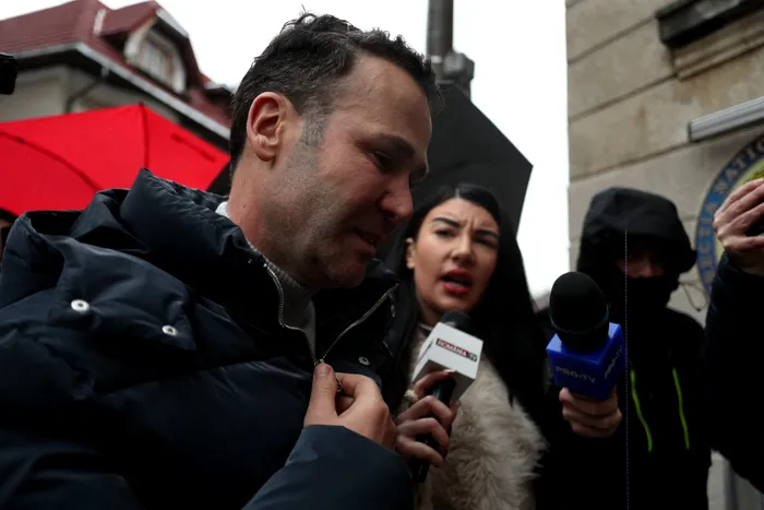 DNA i-a interzis lui Robert Negoiță să mai exercite funcția de Primar al Sectorului 3 pe perioada controlului judiciar. Cauțiunea pe care edilul trebuie să o plătească este de 800.000 de lei