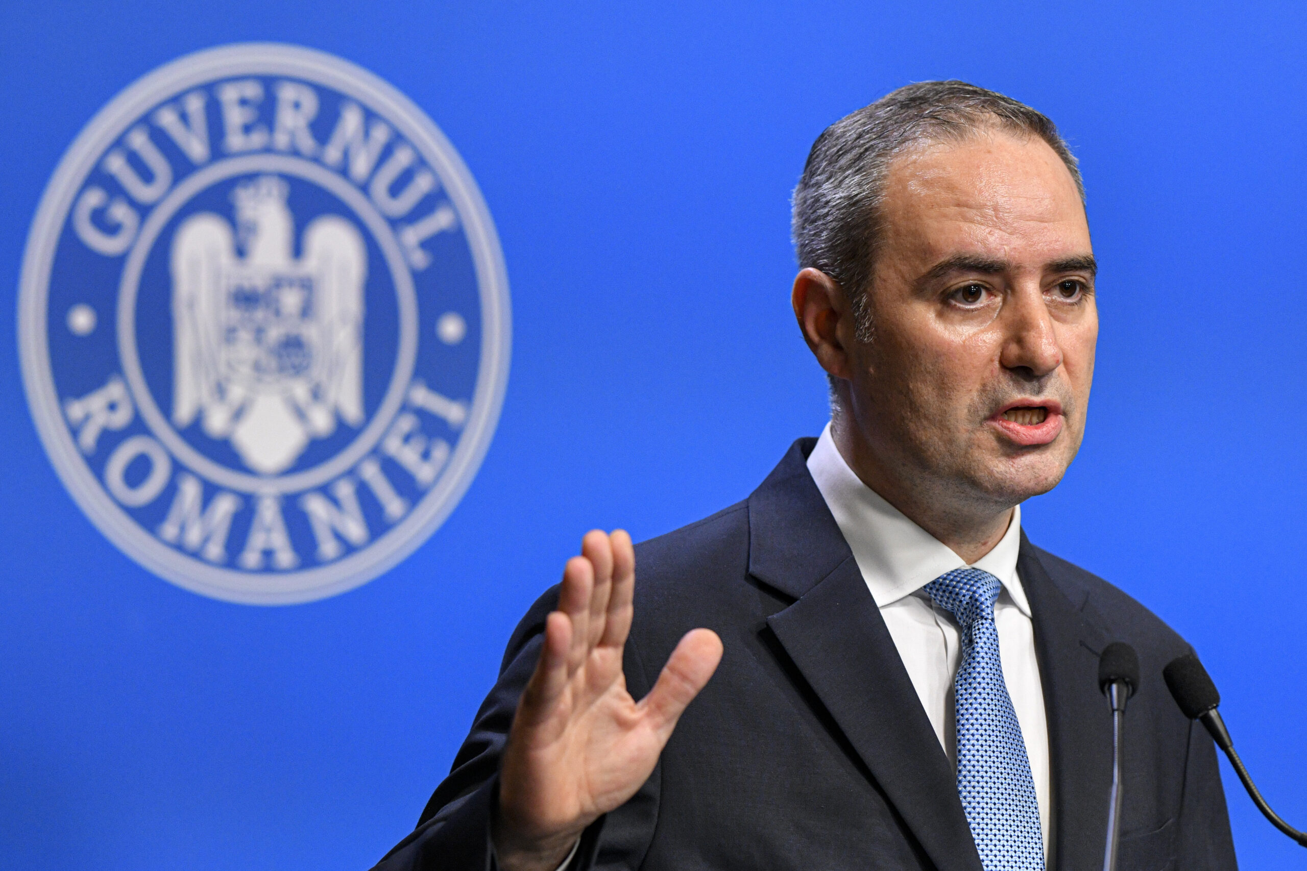 România își joacă miza pe marile investiții. Pachetul de relansare economică, de miliarde, a fost prezentat de Alexandru Nazare