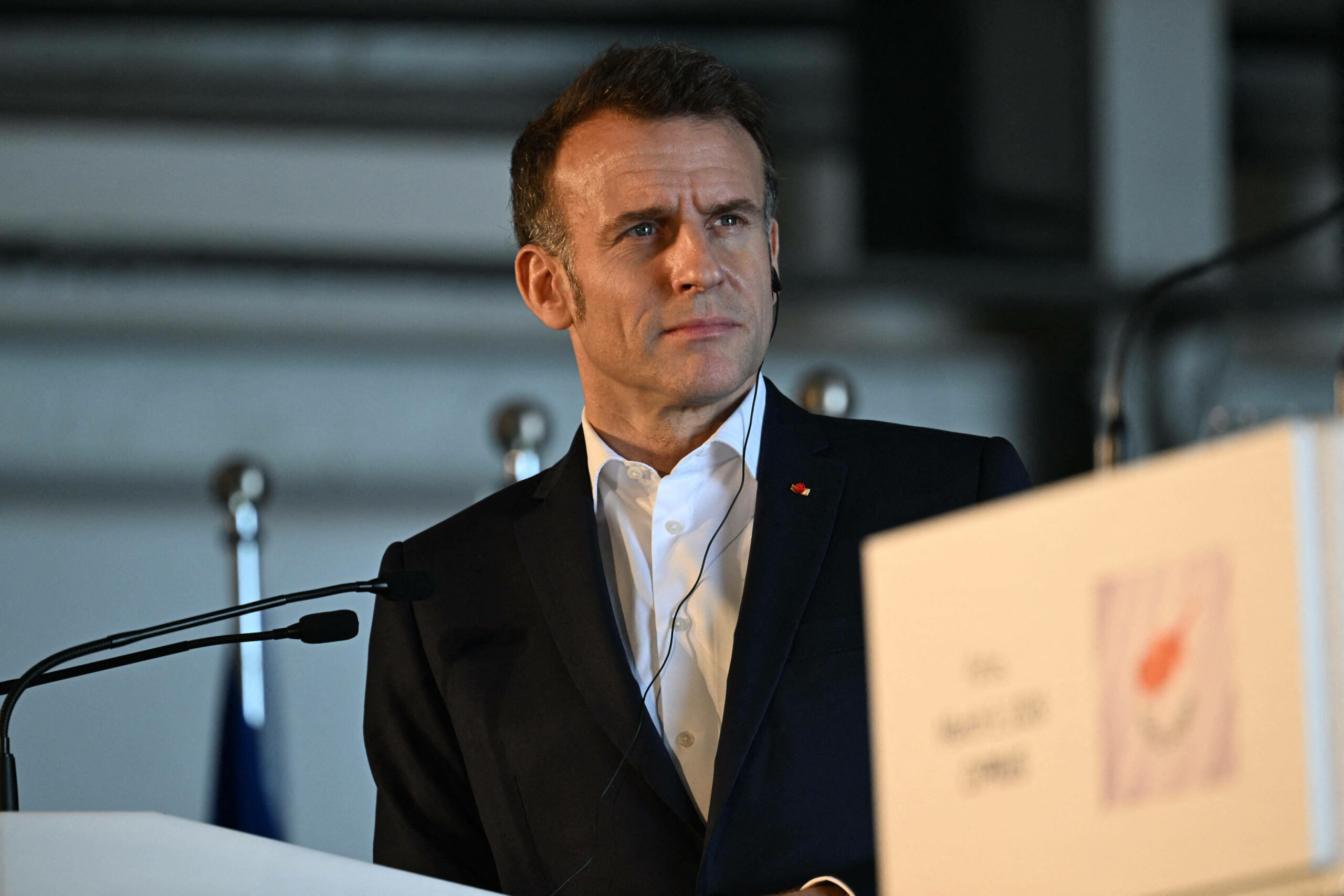 Emmanuel Macron cere negocieri directe între Israel și Liban