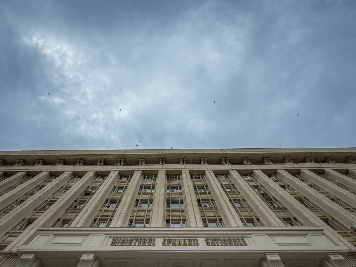 MApN, după atacurile din Iran: România nu este amenințată militar. Vigilența a fost crescută