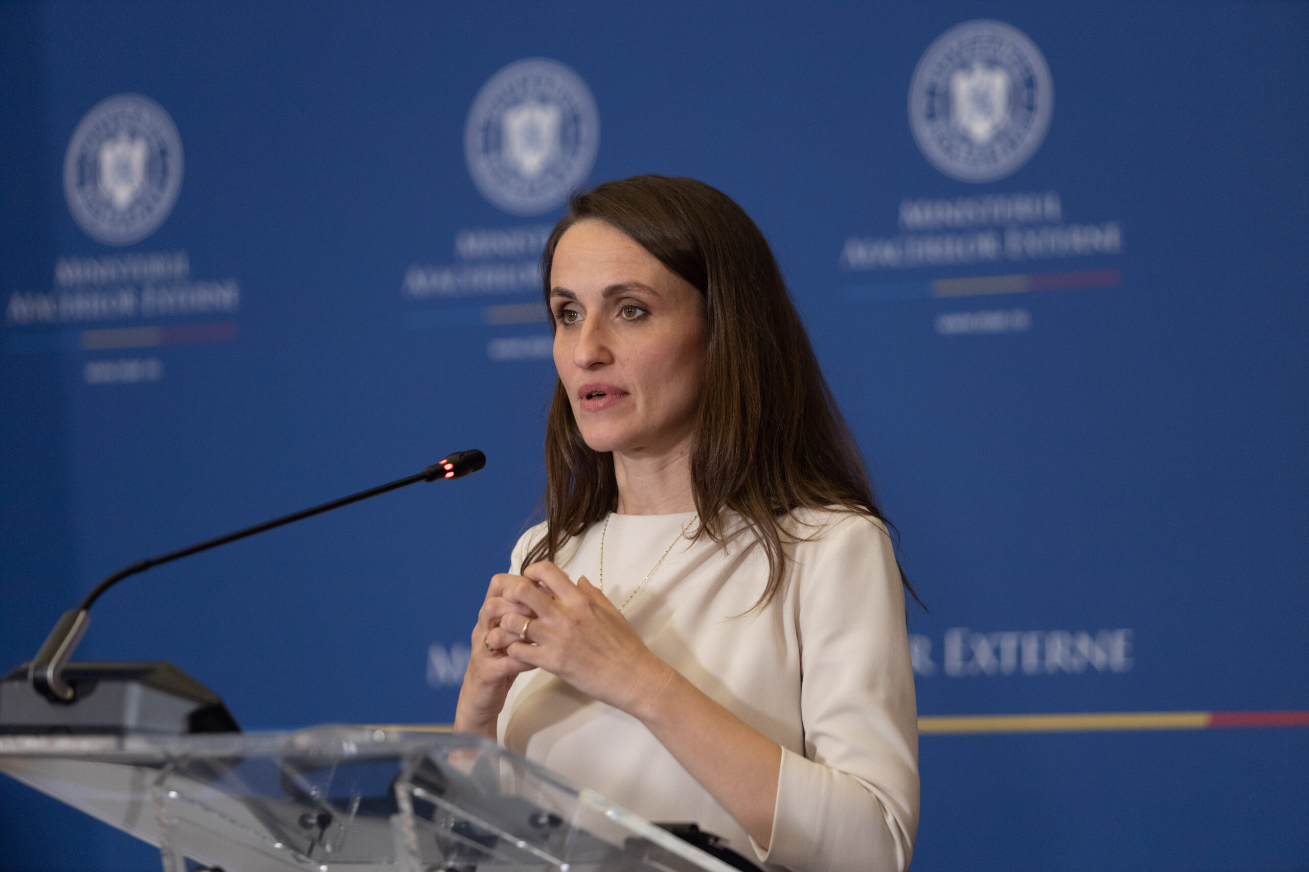 Oana Țoiu: Peste 1.000 de români repatriați din Orientul Mijlociu. Ministrul respinge informațiile despre o minoră exclusă din zborul de evacuare