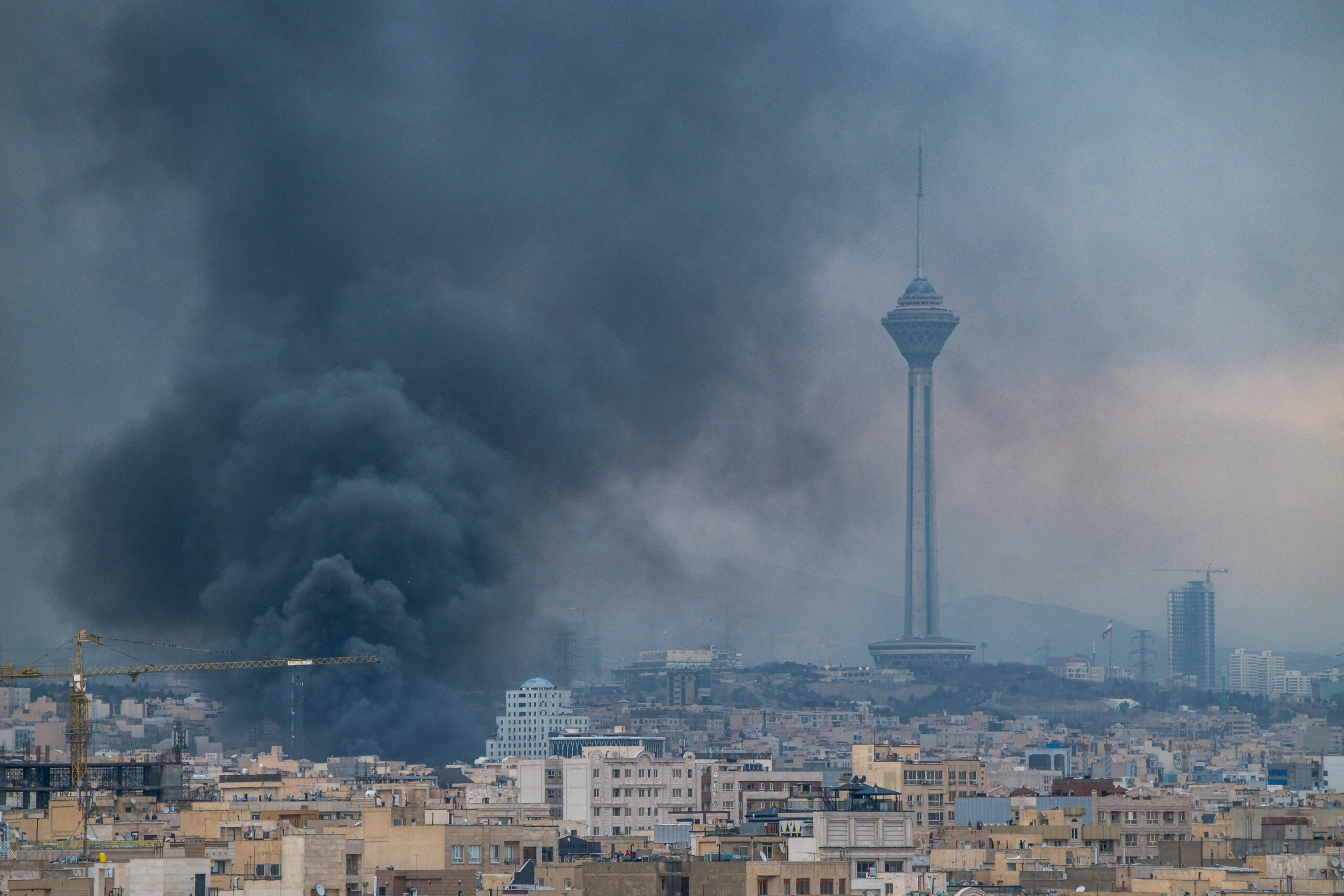 Război în Orientul Mijlociu, ziua 22. Trump: „Suntem foarte aproape de obiective”/ Paradoxal, SUA au ridicat sancțiunile pe petrolul iranian/Armata SUA susține că influența Iranului în Strâmtoarea Ormuz s-a „diminuat”