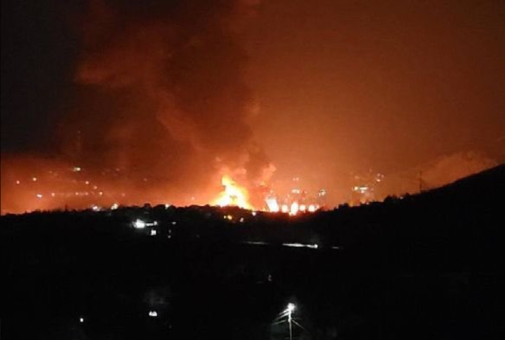 Atac cu drone ucrainene asupra unor rezervoare rusești de stocare a petrolului