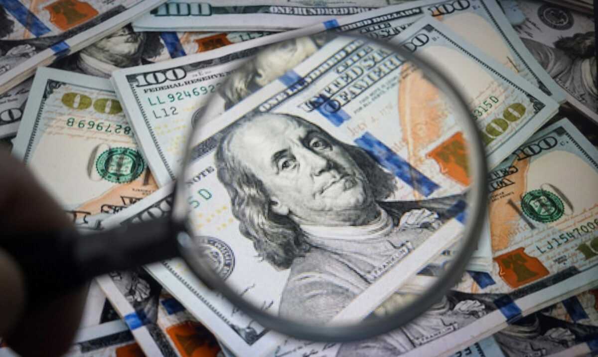 Inteligența artificială obligă băncile centrale să regândească inflația și dobânzile