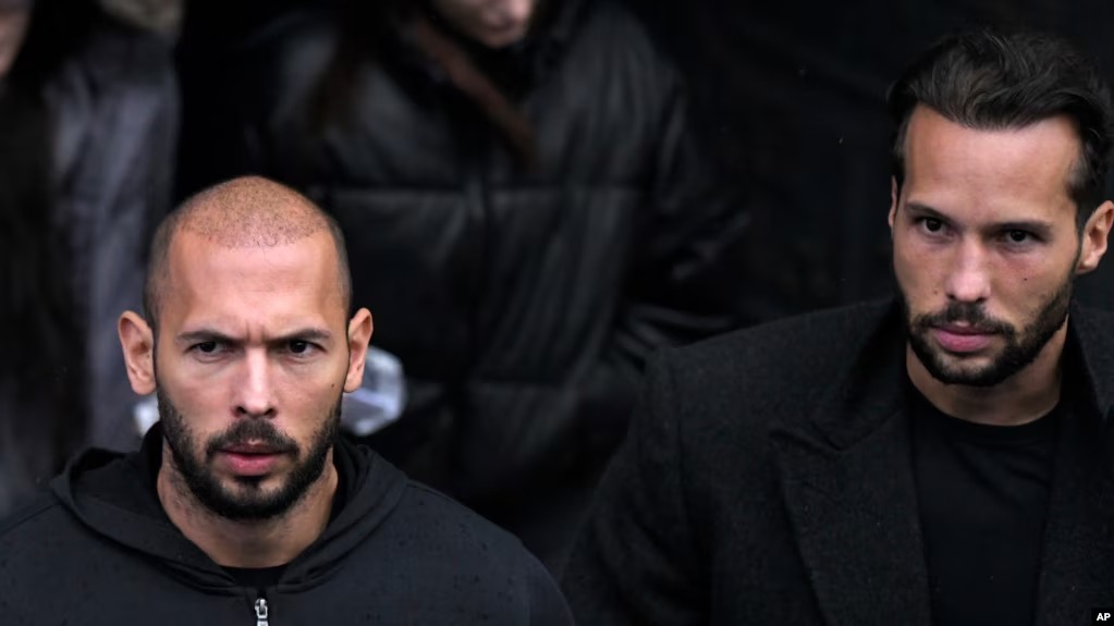 Justiția din România a ridicat controlul judiciar impus fraților Tate. Statul român va suporta cheltuielile de judecată