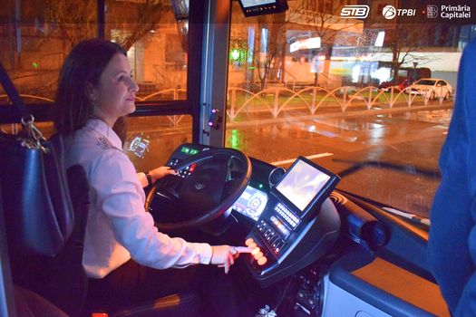 Noile troleibuze din Capitală, dotate cu alcooltest din fabrică. Nu pornesc decât dacă rezultatul e negativ