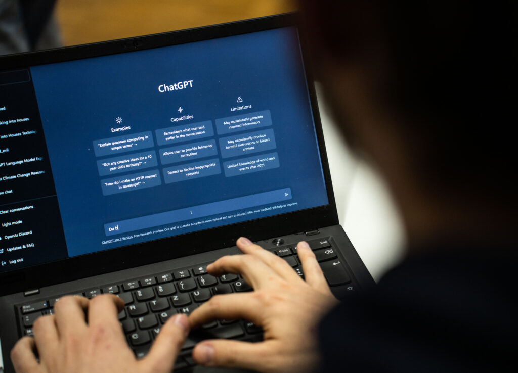 Premieră. O țară europeană oferă acces gratuit la ChatGPT Plus tuturor cetățenilor