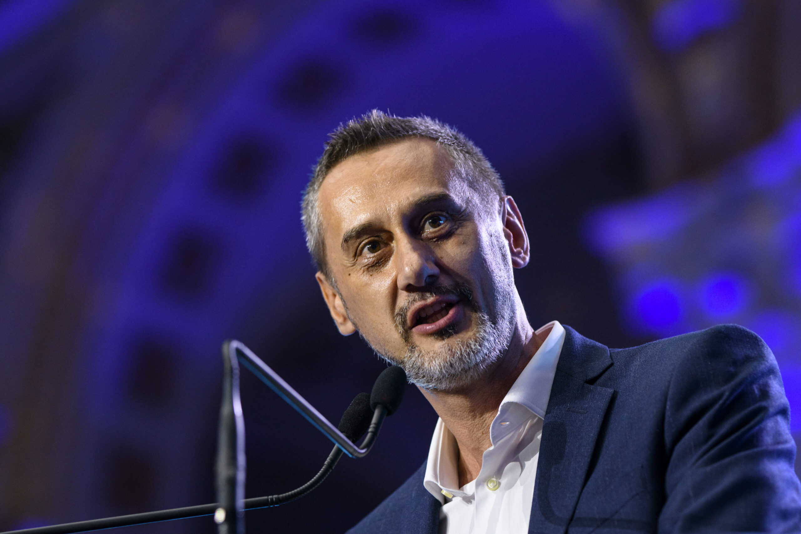 Primarul Slatinei acuză presiuni politice după deschiderea unui dosar penal privind conducerea unei motociclete
