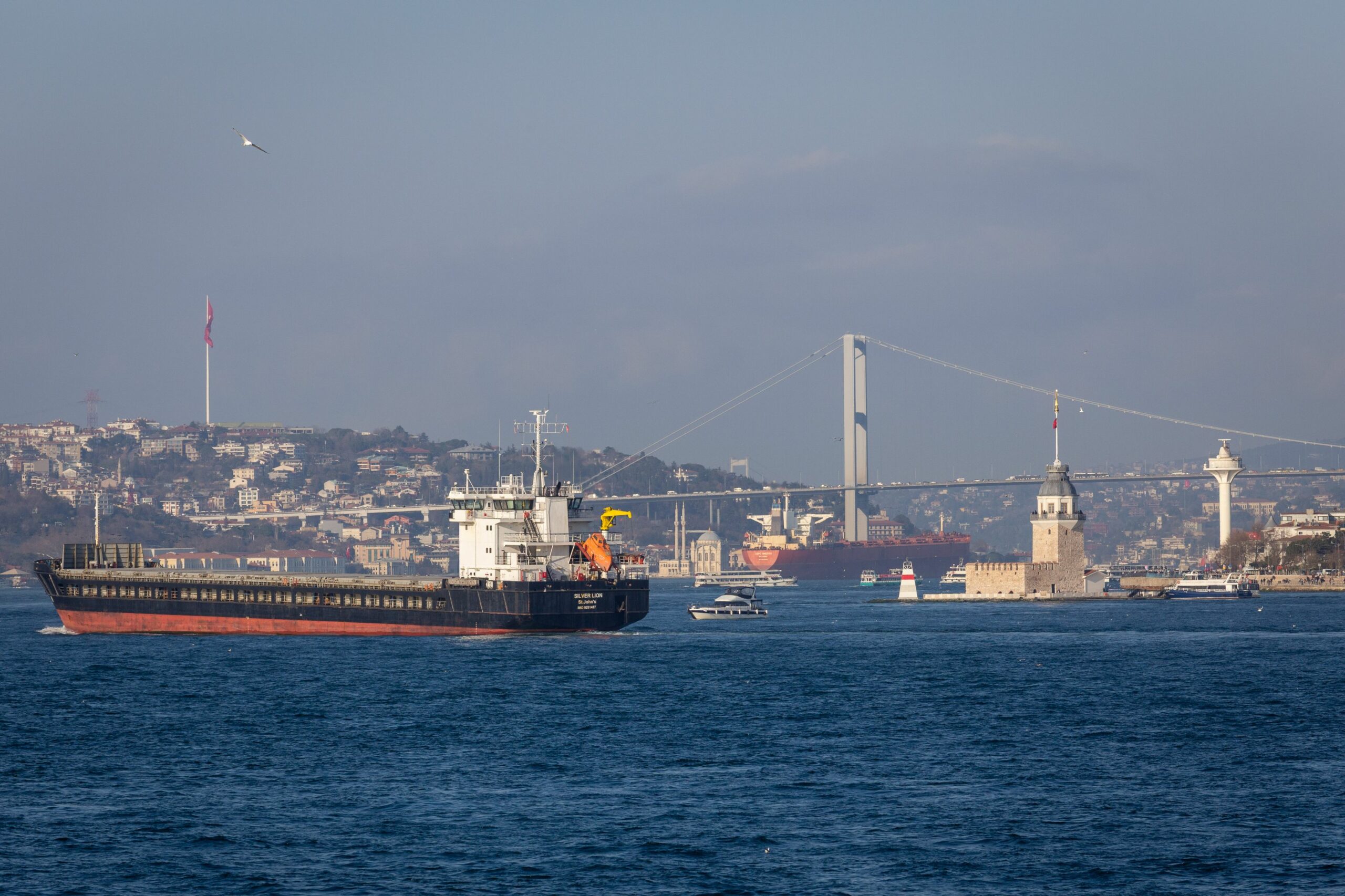 Reuters. Trei petroliere au fost atacate de drone în Marea Neagră