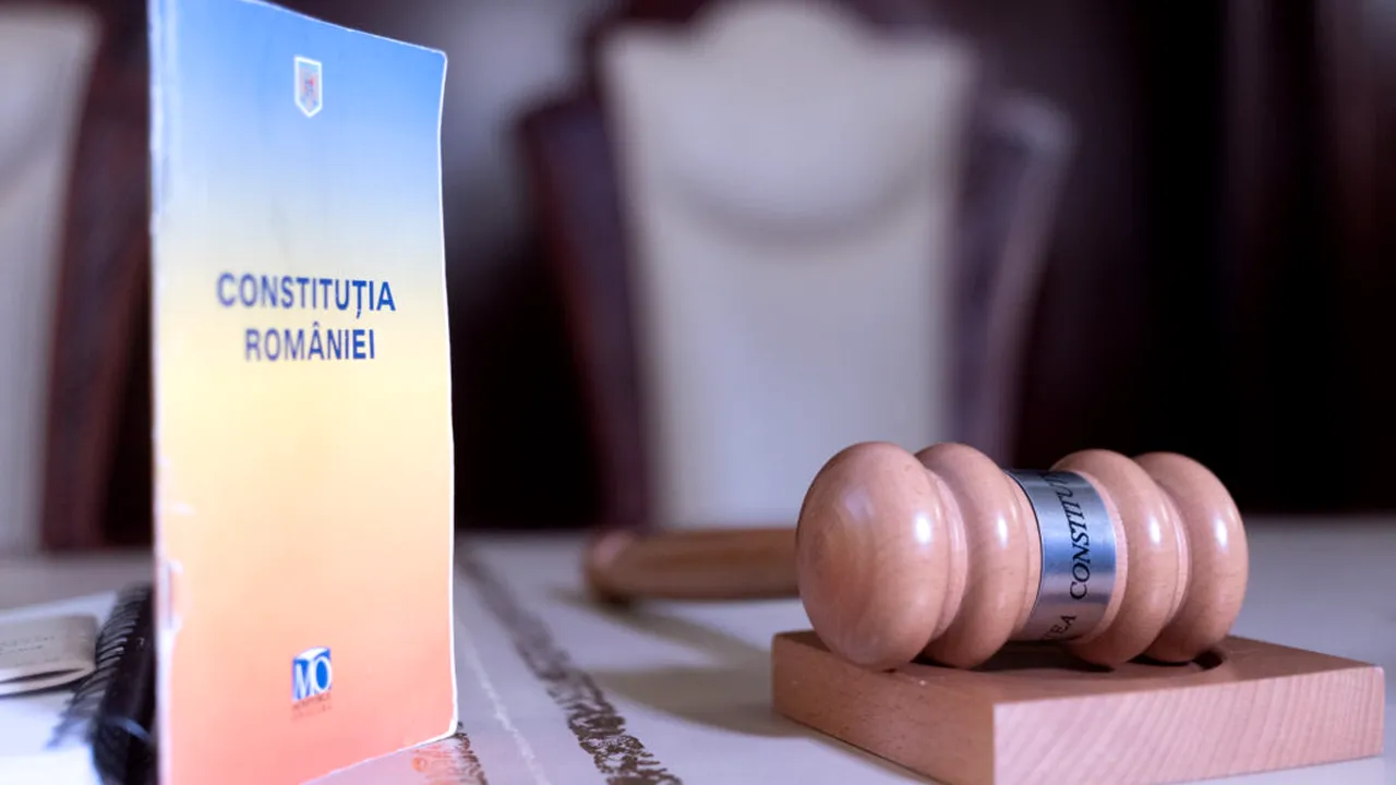 Toți șefii Curților de Apel din România resping în termeni duri legea salarizării a lui Bolojan: „diletantismul devine politică de stat, hazardul – creat pentru a impune impostura ca reper socio-politic şi cultural”