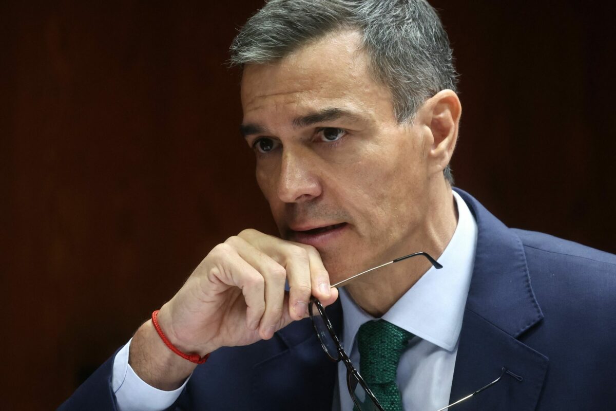 „Modelul românesc de fraudă”. Presa spaniolă arată cum rețeaua „bunicilor și pașapoartelor false” a fost preluată și de Guvernul Sanchez