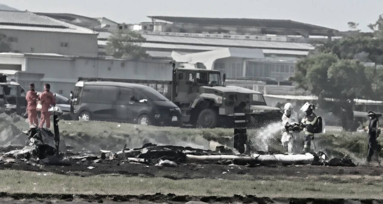 Un avion militar s-a prăbușit în Taiwan: piloții au murit