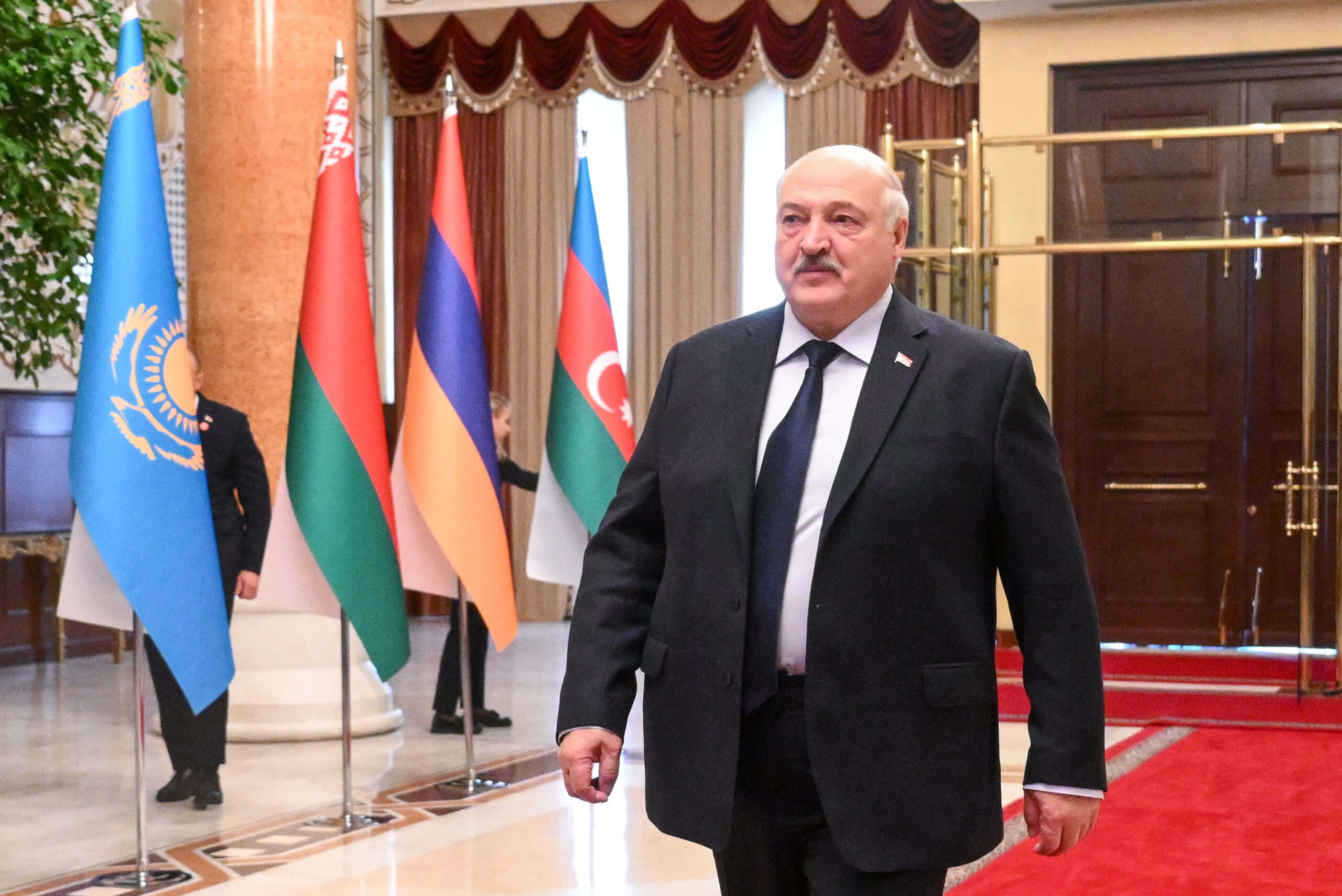 Aleksandr Lukașenko reiterează că Belarus nu se va implica în „măcelul” din Ucraina