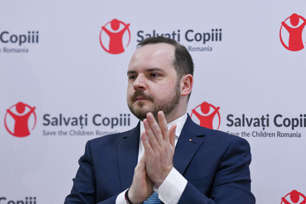 UrgenÈele anunÈate de Ministerul SÄnÄtÄÈii. Alexandru Rogobete spune cÄ vrea creÈterea progresivÄ a plÄÈii gÄrzilor. Ce spune despre vaccinul antigripal